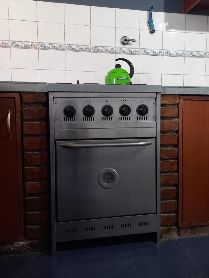 Sol Y Luna Hospedaje Monte Grande Ngoại thất bức ảnh